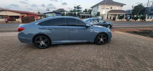 Honda Accord Touring 2.0T 2018 Blue