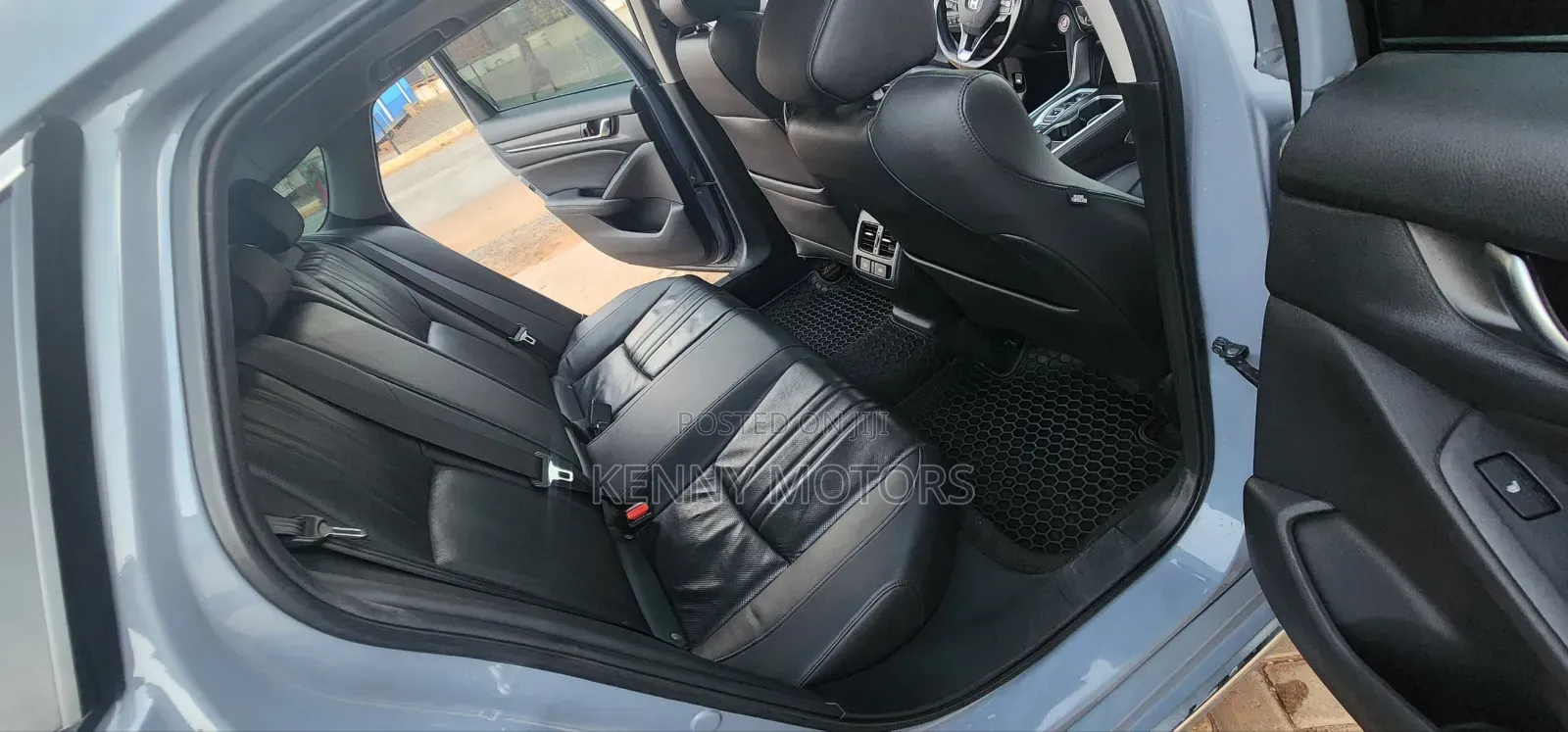 Honda Accord Touring 2.0T 2018 Blue