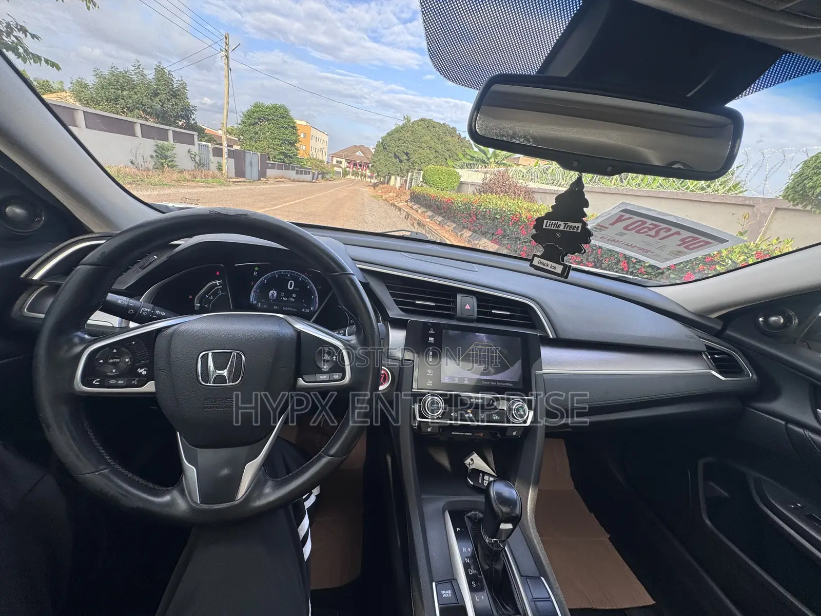 Honda Civic Touring 4dr Sedan (1.5L 4cyl) 2016 White