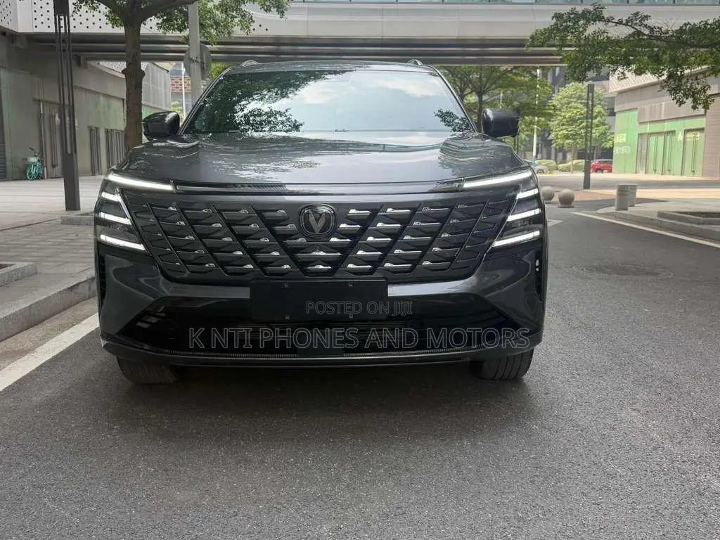 New Changan CS75 2025 Gray