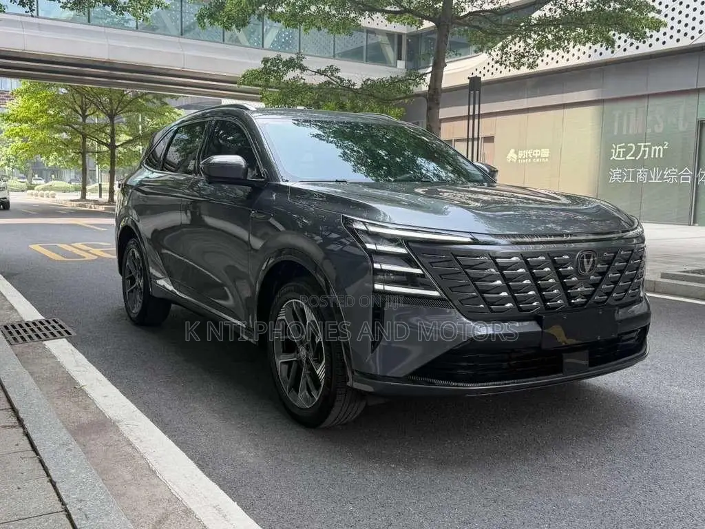 New Changan CS75 2025 Gray