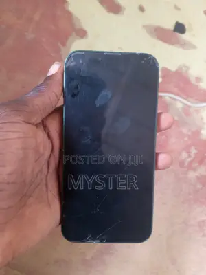 Apple iPhone 13 128 GB Green