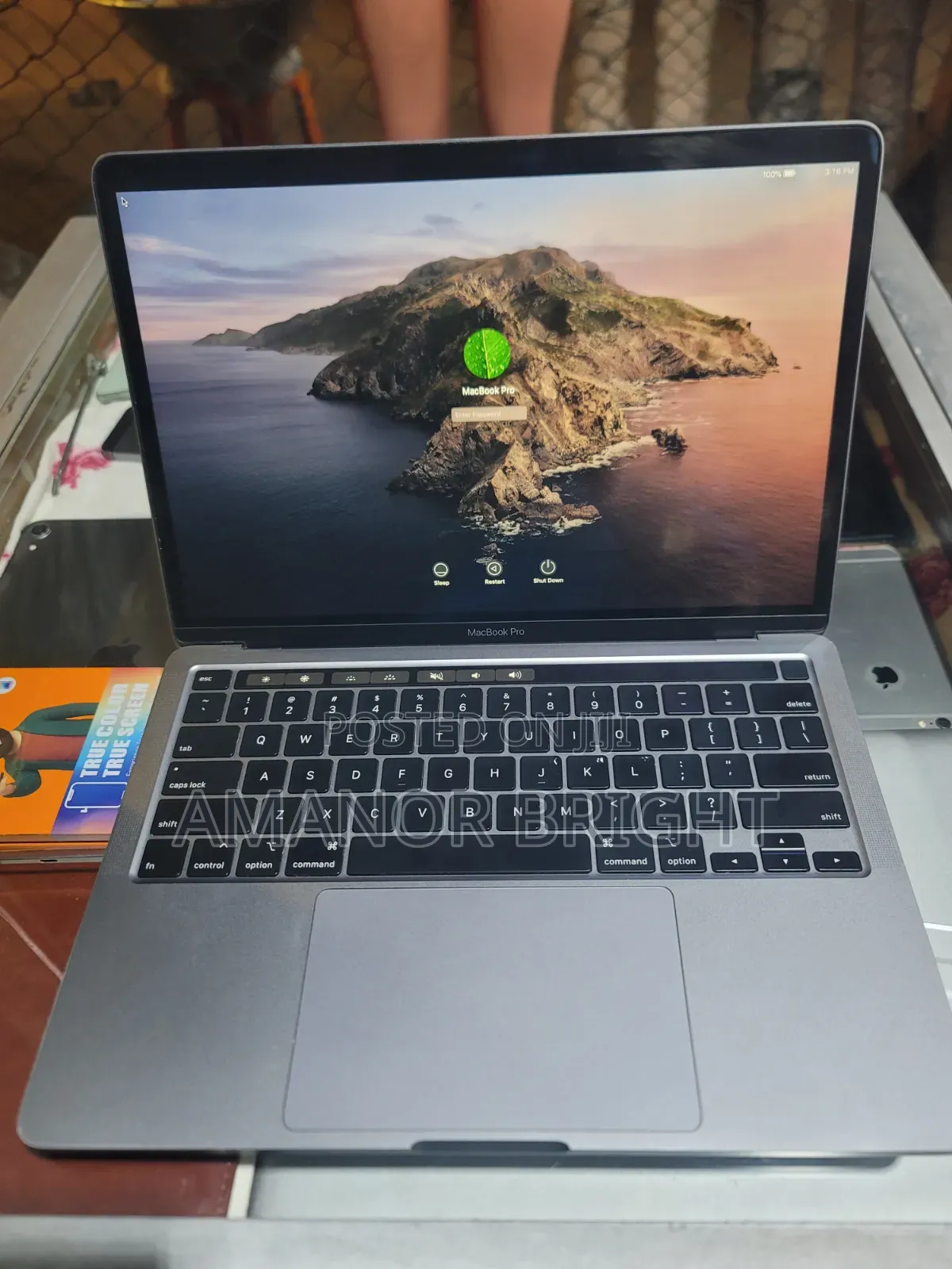 Laptop Apple MacBook Pro 2020 16GB Intel Core i5 SSD 512GB