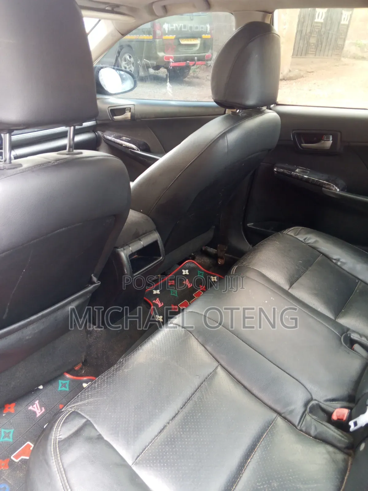Toyota Camry LE 4dr Sedan (2.5L 4cyl 6A) 2014 White