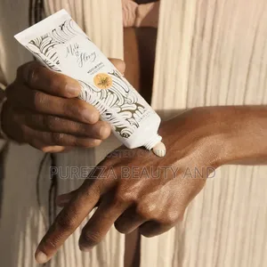Milk and Honey Gold Moisturising Hand Cream