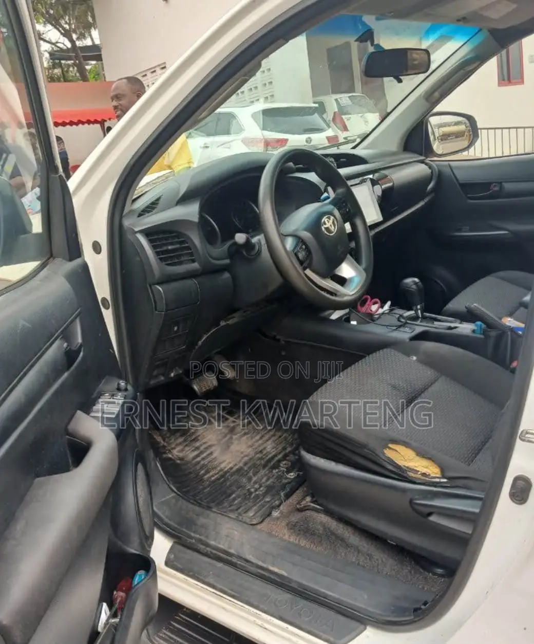 Toyota Hilux 2019 White