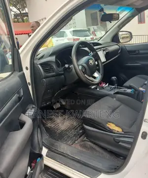 Toyota Hilux 2019 White