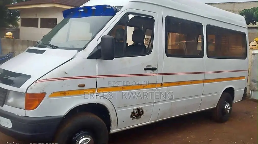 Mercedes-Benz Sprinter 2003 White