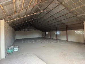1250 Square Meter Warehouse for Rent at Circle Avenor