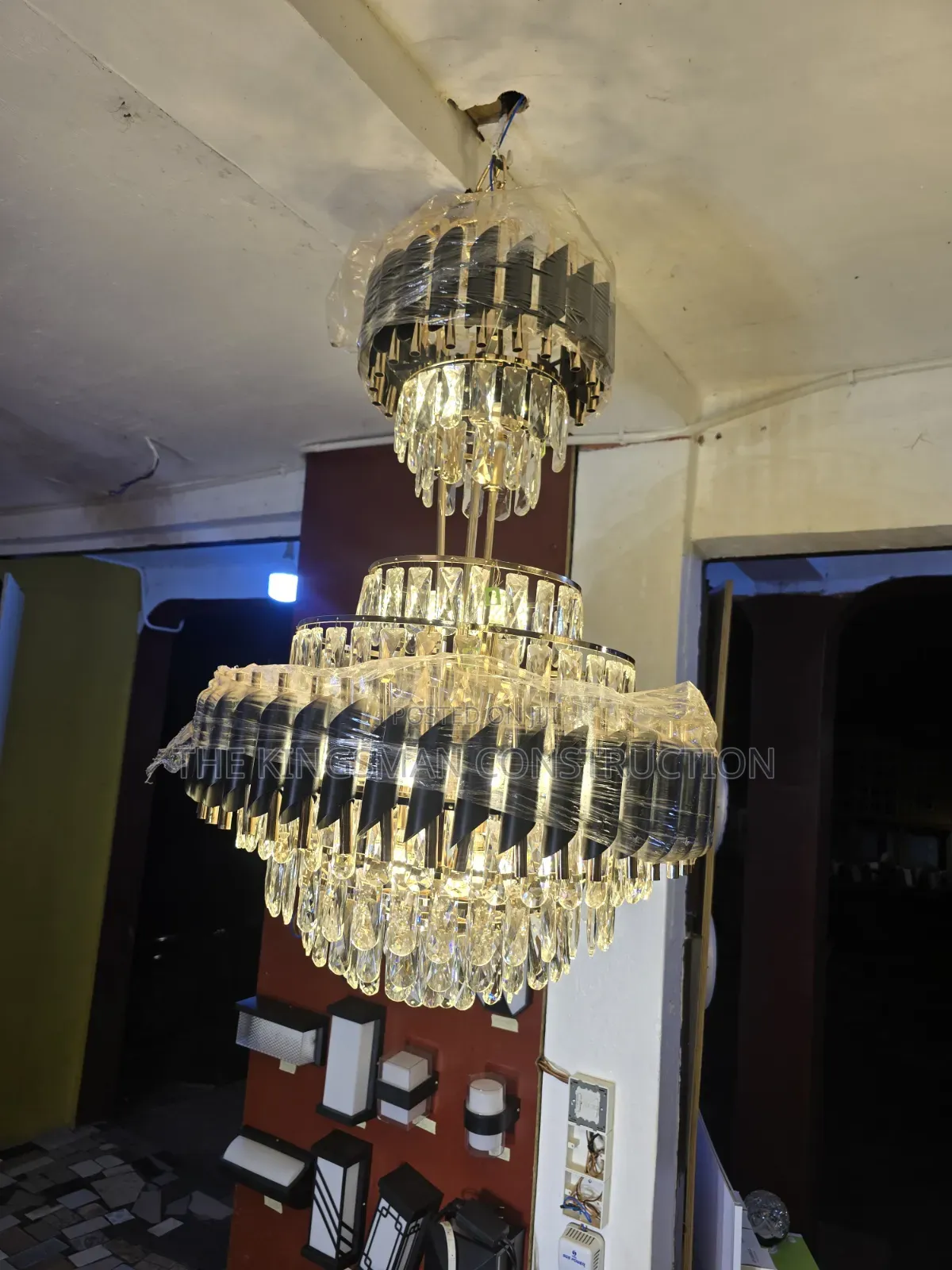 Black and Gold Two Pieces Crystals Chandeliers Lights