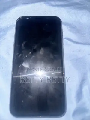 Apple iPhone 11 64 GB Black