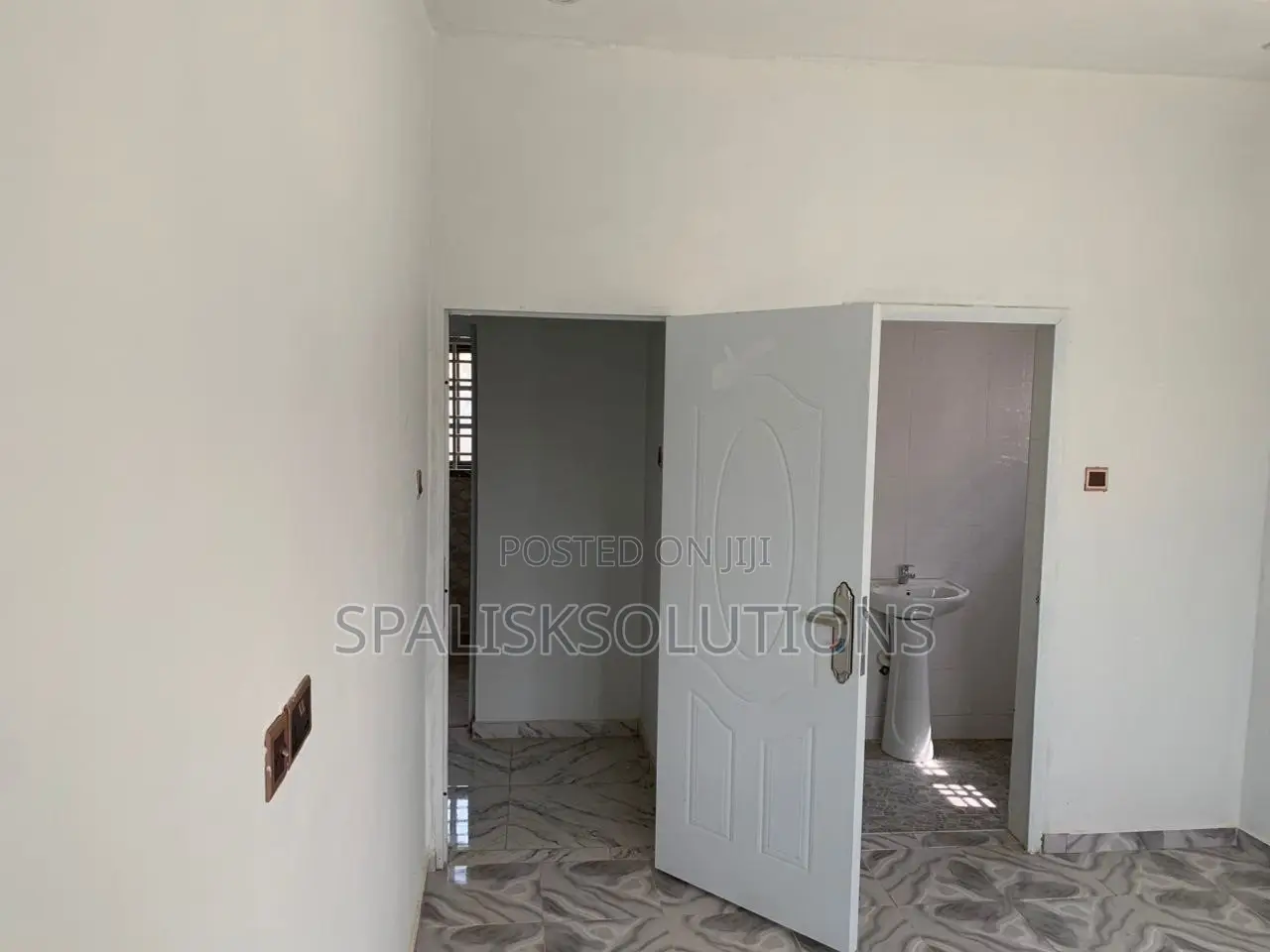 3bdrm House in Oyarifa for sale