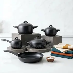 Matte Black Cookware Set (4-Piece)