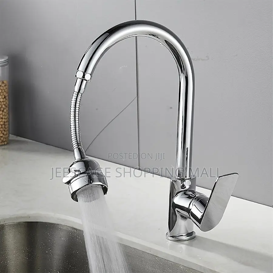Chrome Single Handle Kitchen Faucet With Flexible Sprayer