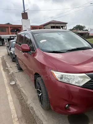 Nissan Quest 2016 Red