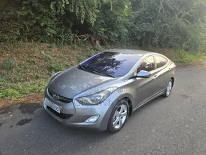 Hyundai Avante 2012 Gray