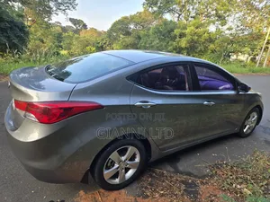 Hyundai Avante 2012 Gray