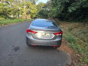 Hyundai Avante 2012 Gray