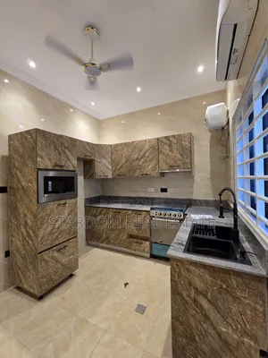 3bdrm Bungalow in Baatsona Spintex for sale