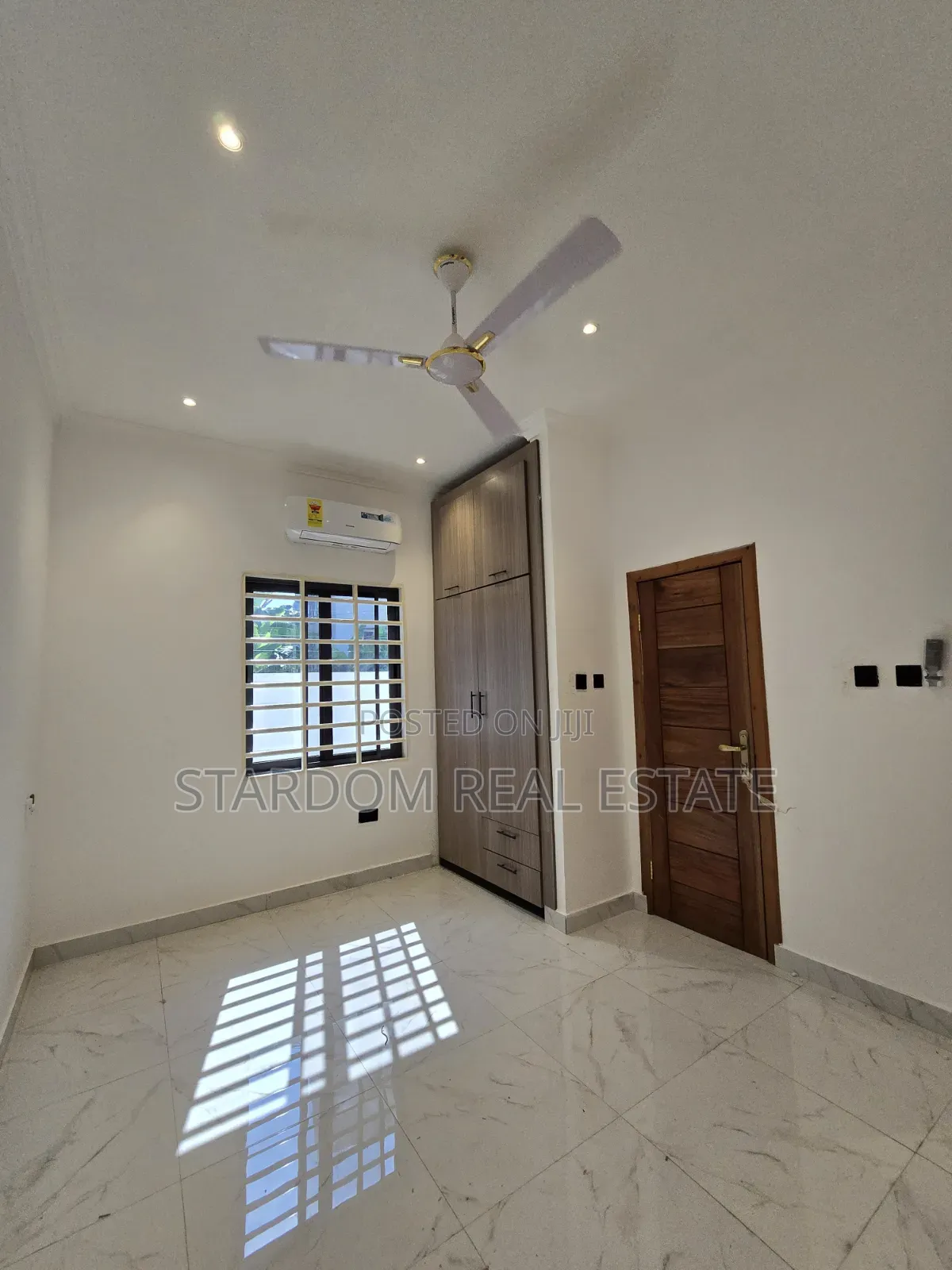 3bdrm Bungalow in Baatsona Spintex for sale