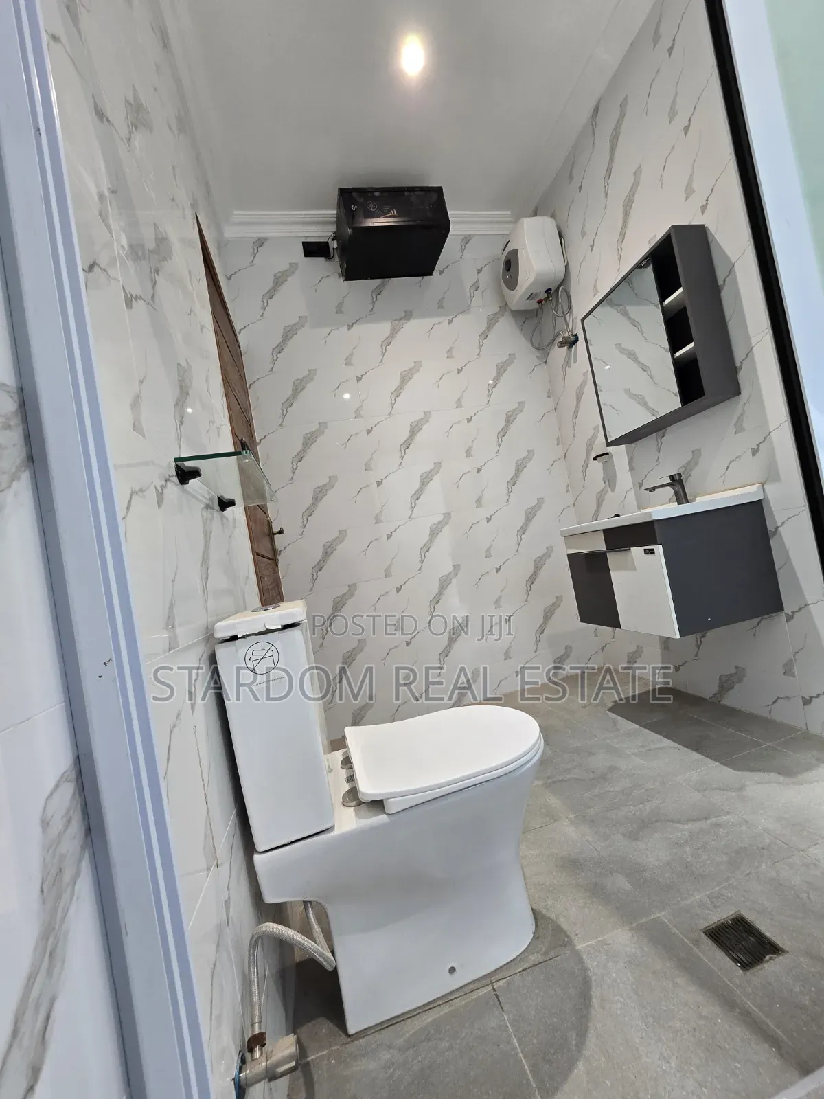 3bdrm Bungalow in Baatsona Spintex for sale