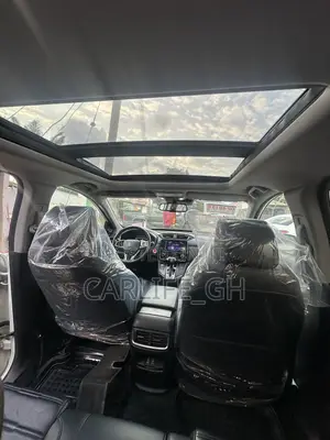 Honda CR-V Touring AWD 2018 White