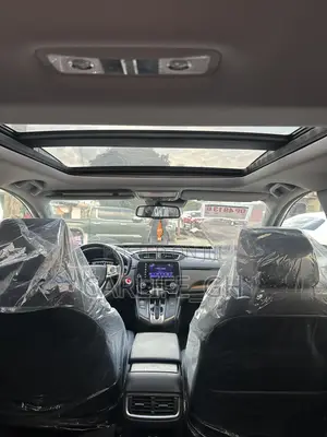 Honda CR-V Touring AWD 2018 White