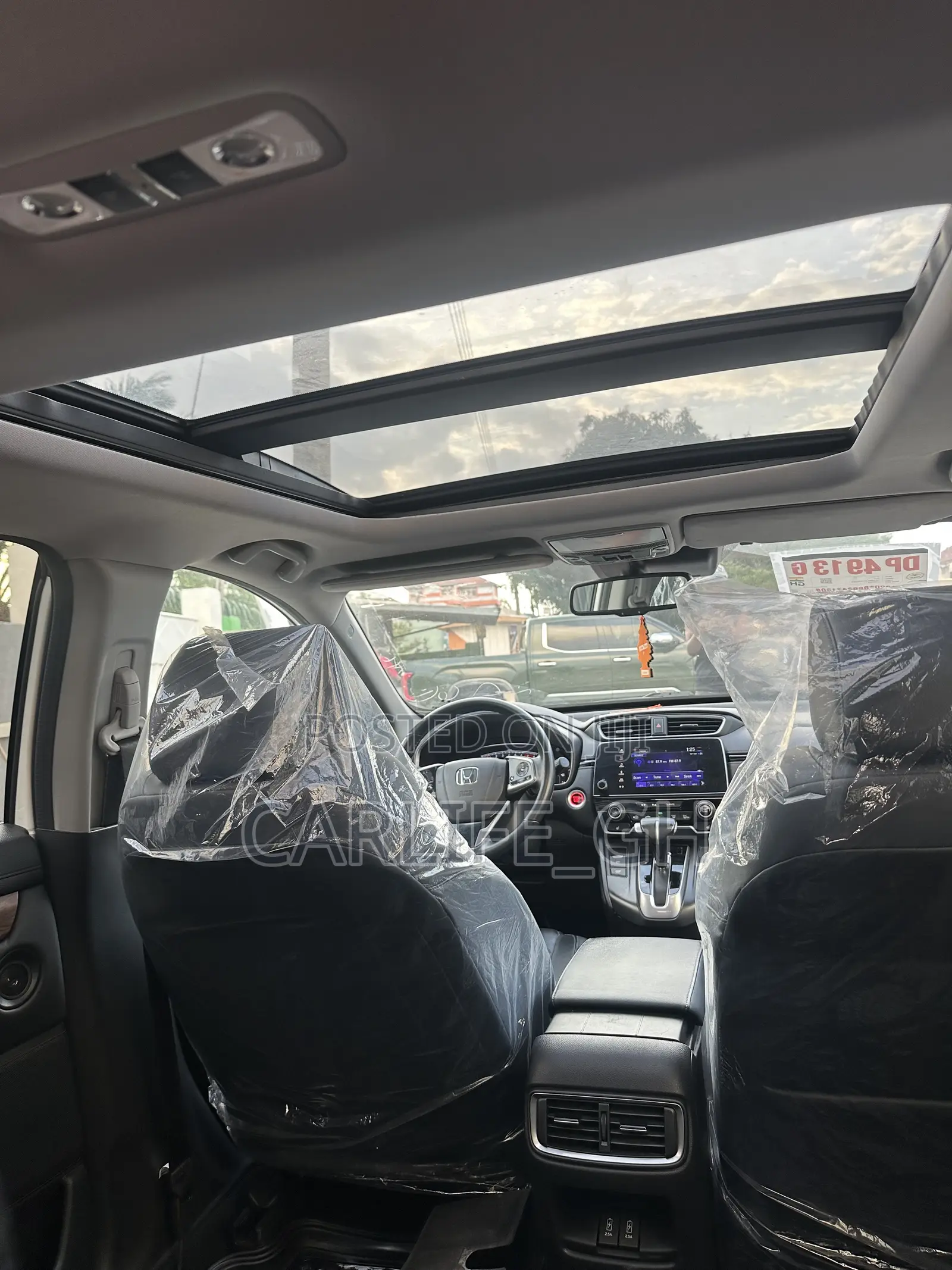Honda CR-V Touring AWD 2018 White