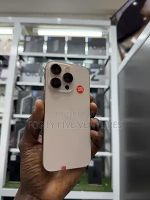 Apple iPhone 15 Pro 256 GB Gold