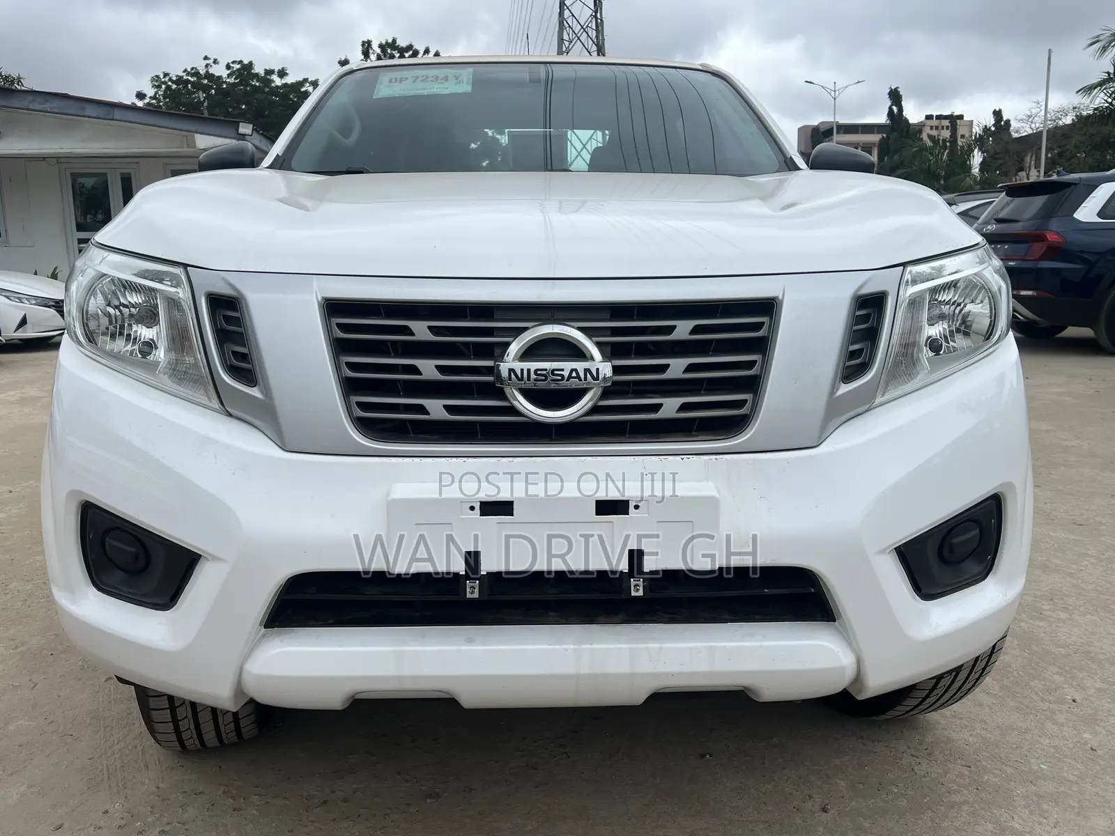 Nissan Navara 2019 White