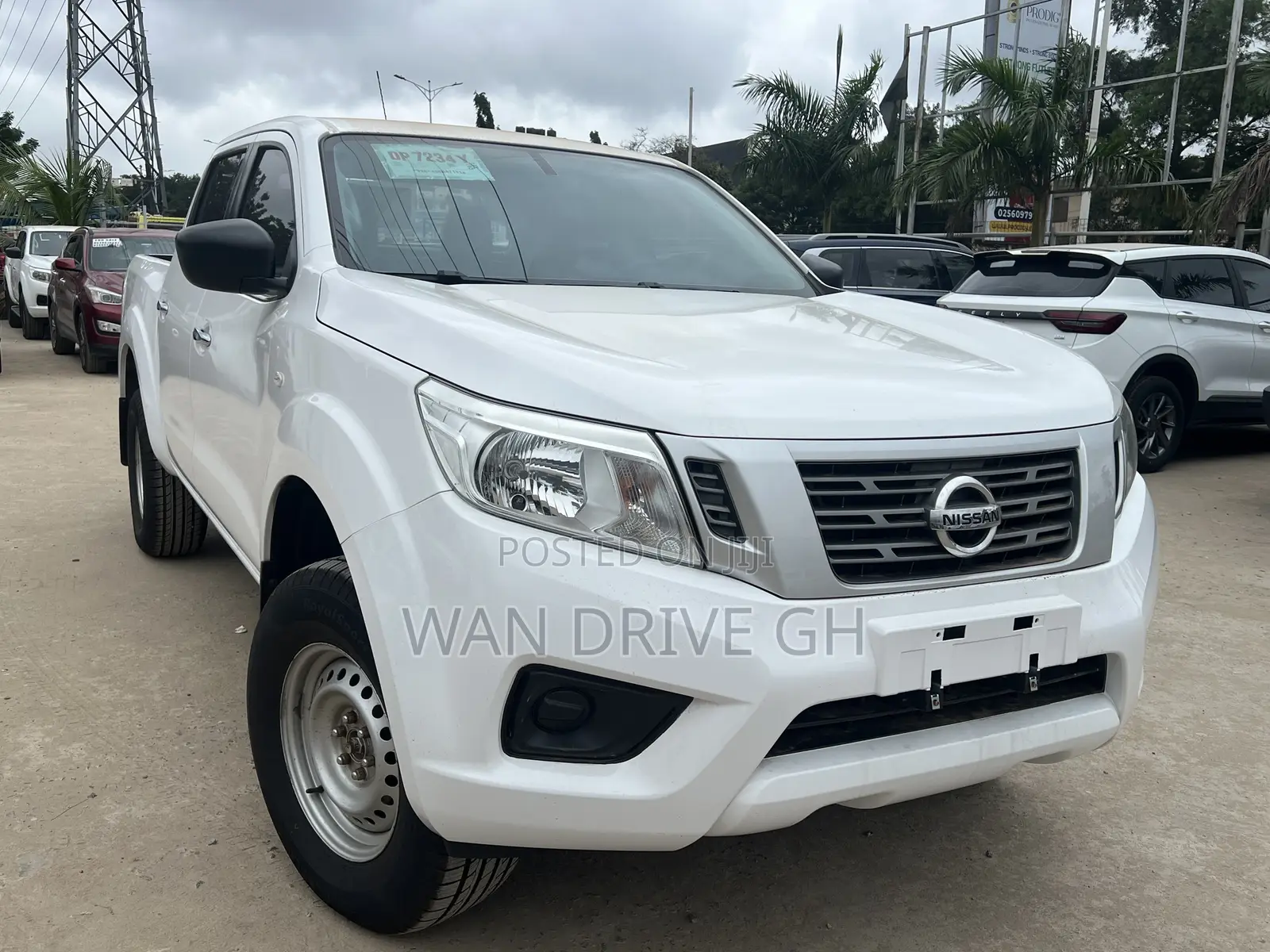 Nissan Navara 2019 White