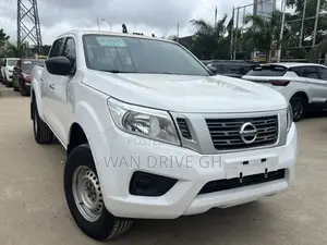 Nissan Navara 2019 White