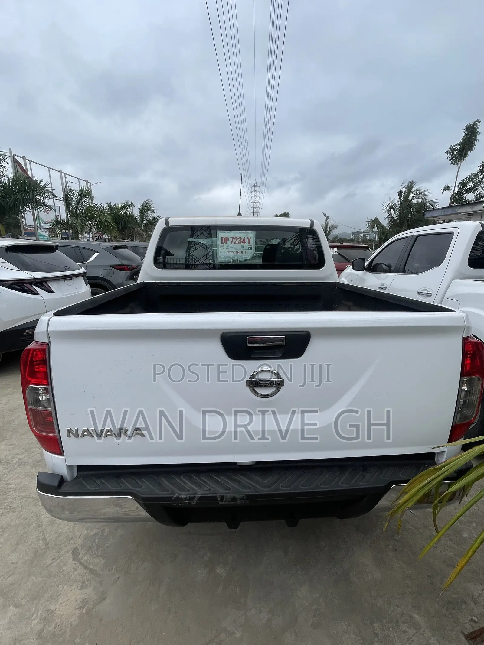 Nissan Navara 2019 White