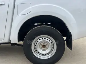 Nissan Navara 2019 White
