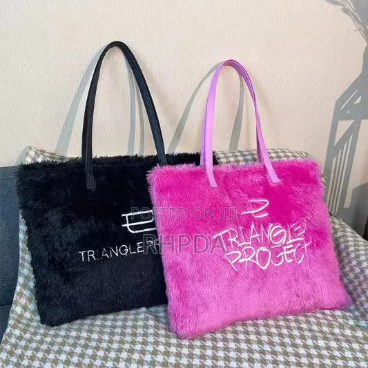 Fluffy Ladies Hand Bag