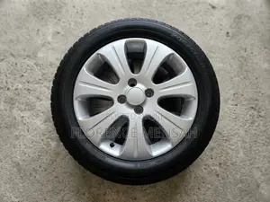 Clean 205/55r15 Home Used Car Tyre With Alloy Rim, Negotiable