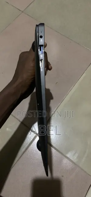 Laptop 4GB Intel Celeron SSD 256GB
