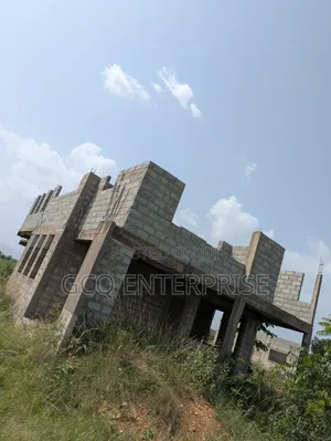 4bdrm Apartment in Police Station for sale