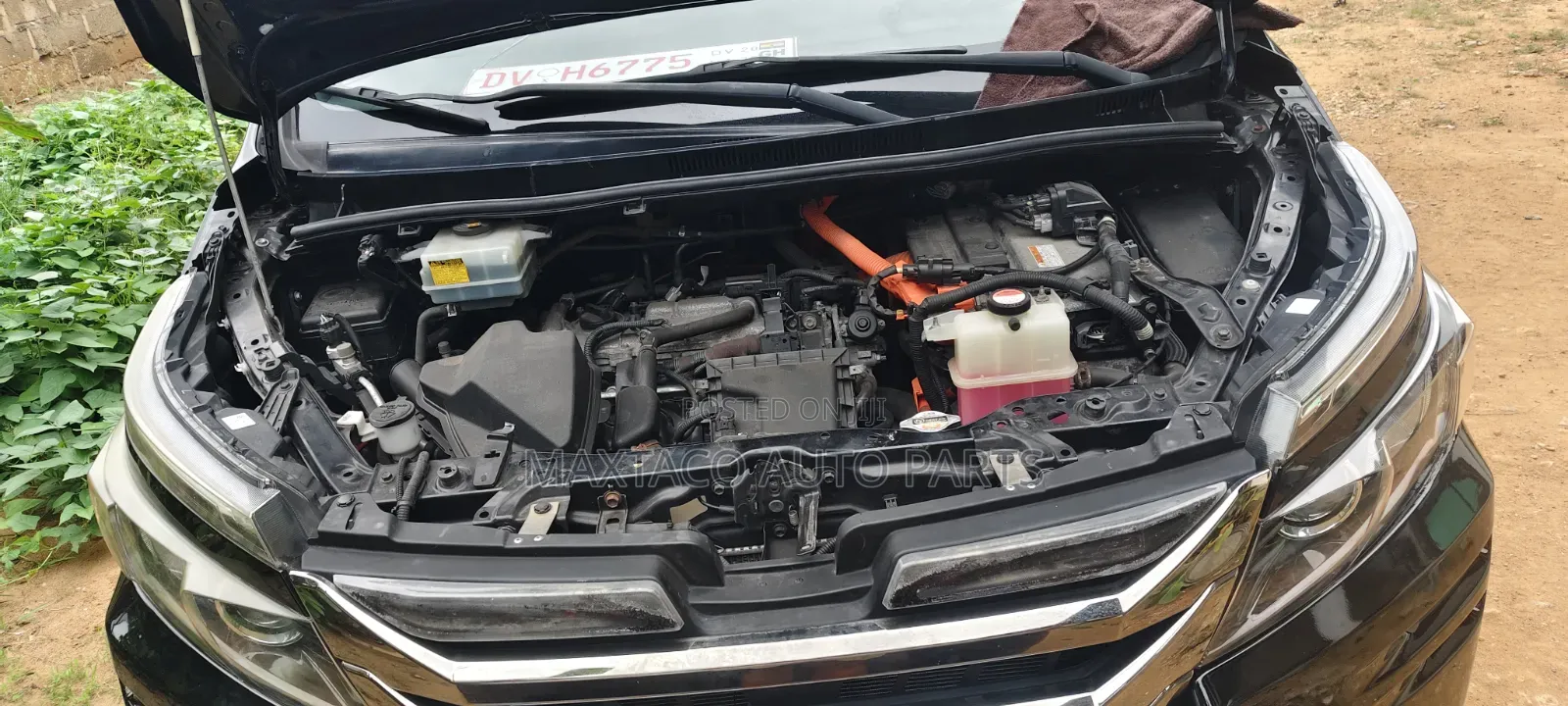 Toyota Voxy Hybrid V 2WD 7-Seater 2014 Black