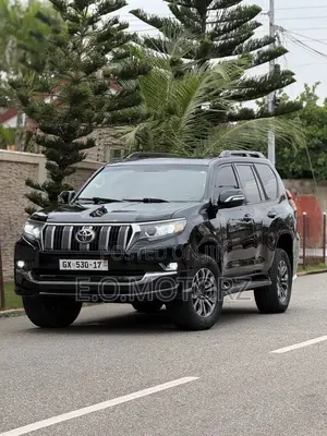 Toyota Land Cruiser Prado 2017 Black