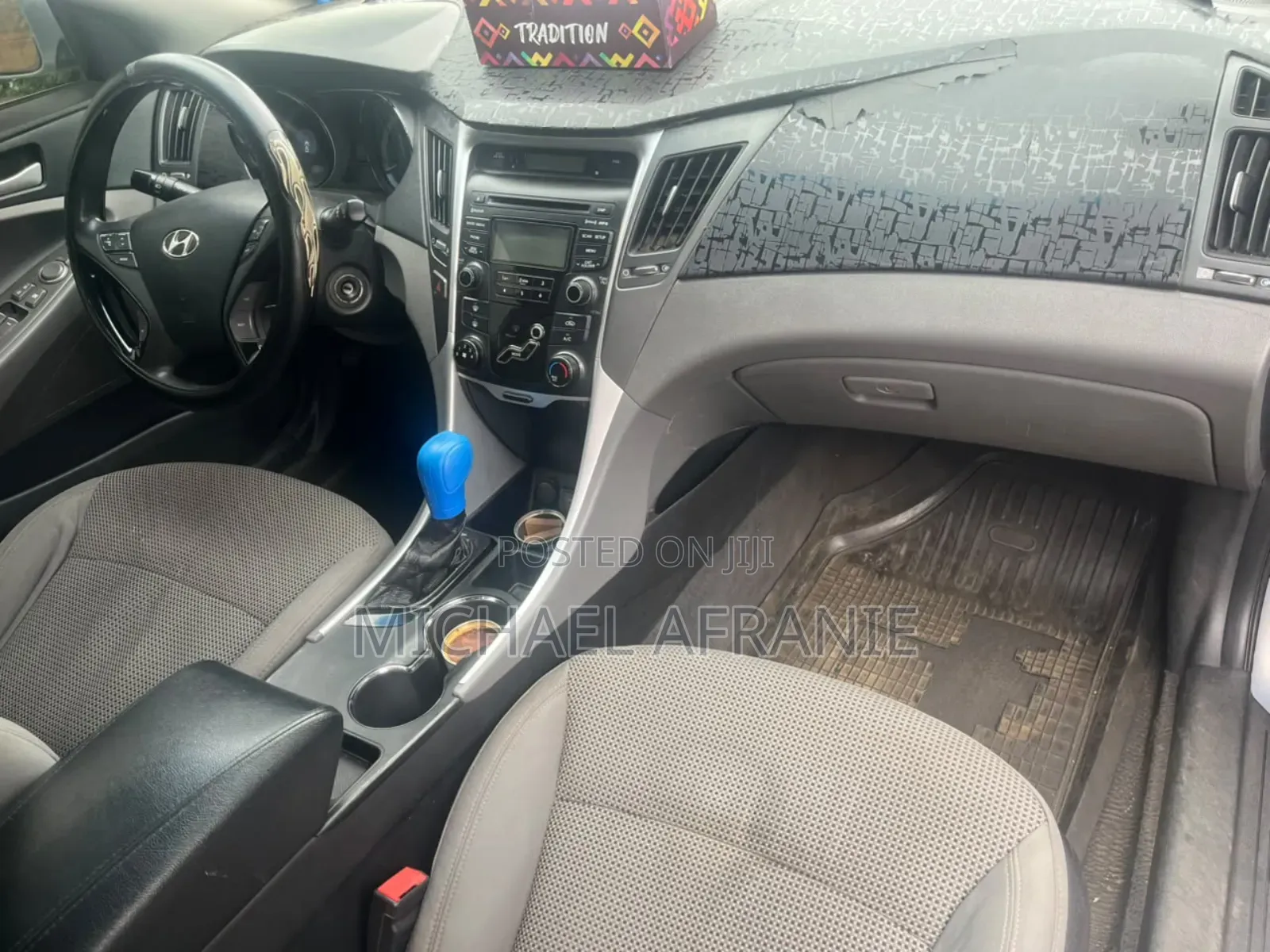 Hyundai Sonata GLS Sedan FWD (2.4L 4cyl 6A) 2013