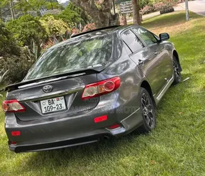 Toyota Corolla 2013 Black