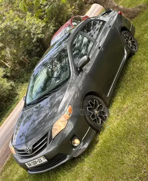 Toyota Corolla 2013 Black