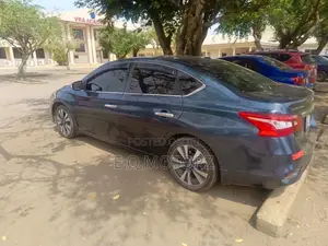 Nissan Sentra SL 2018 Blue