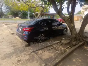 Nissan Sentra SL 2018 Blue