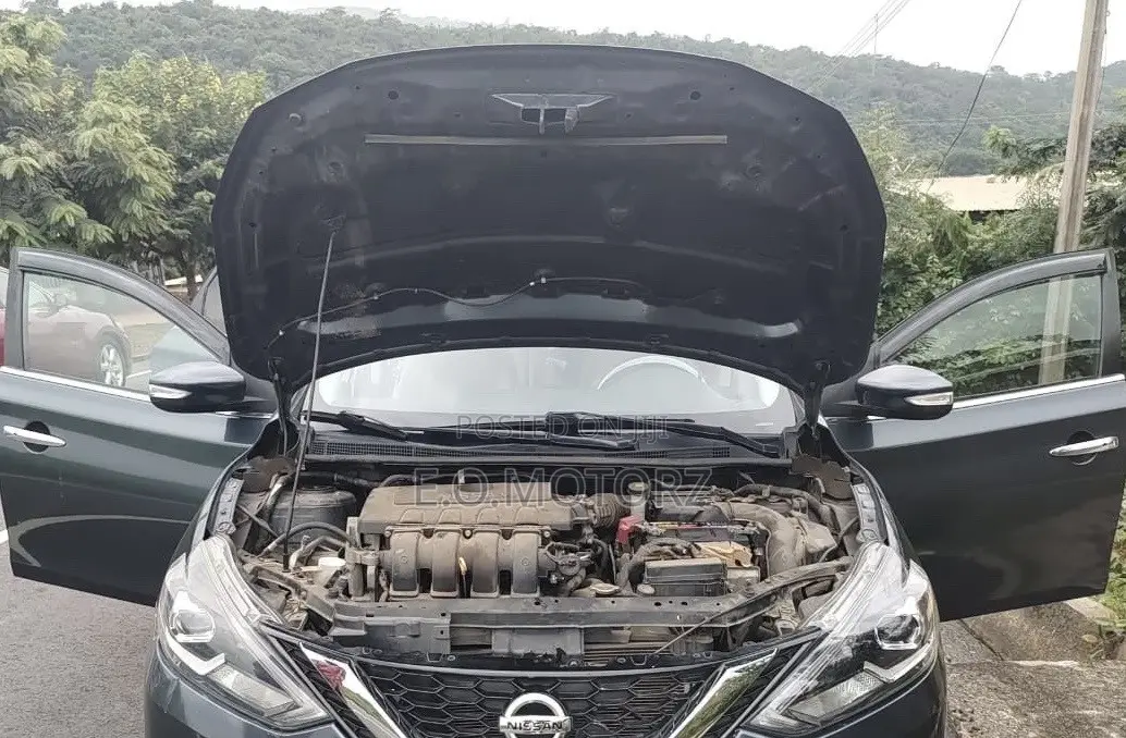 Nissan Sentra SL 2018 Blue