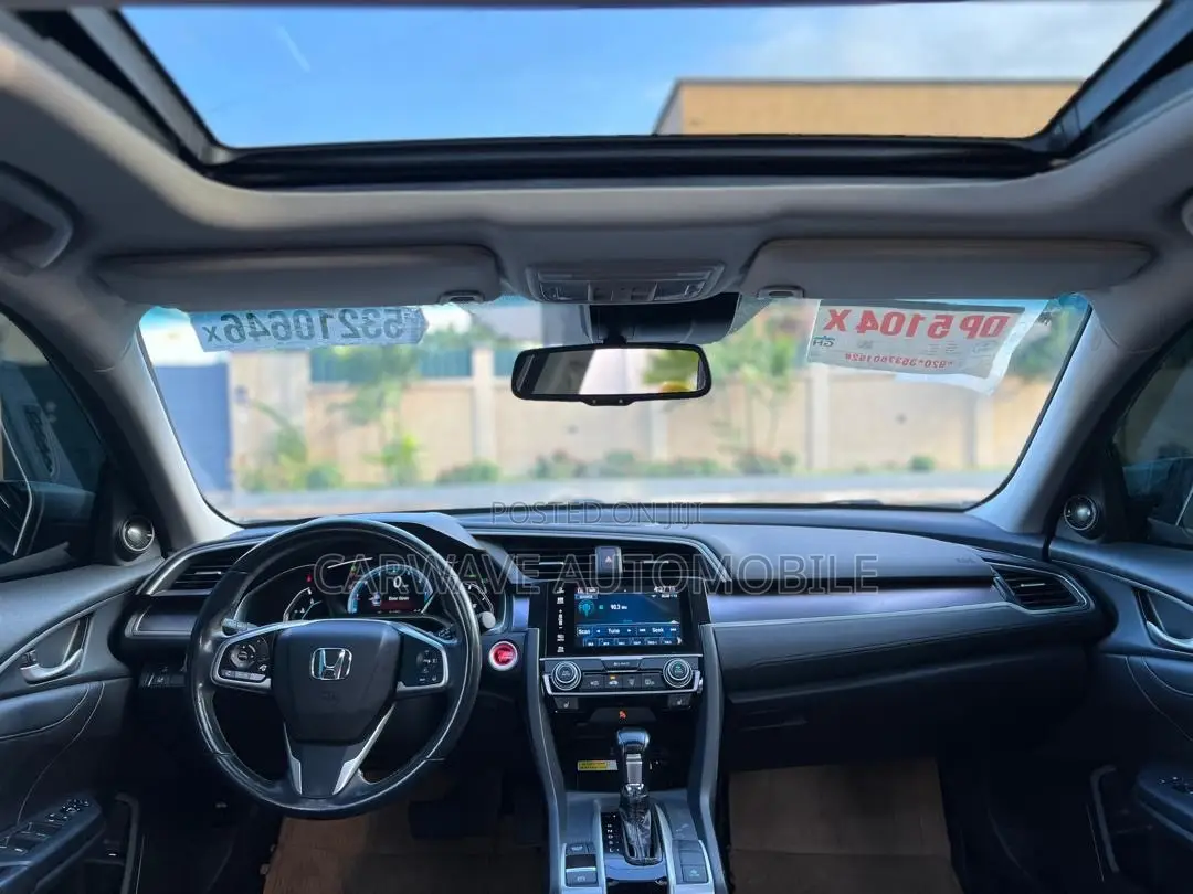 Honda Civic Touring 4dr Sedan (1.5L 4cyl) 2017 Silver