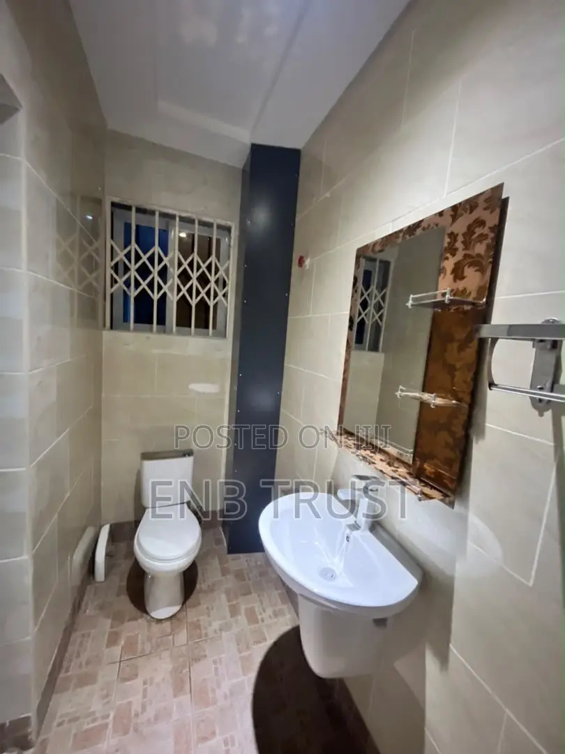 2bdrm Apartment in Adjiganor, Otano for rent