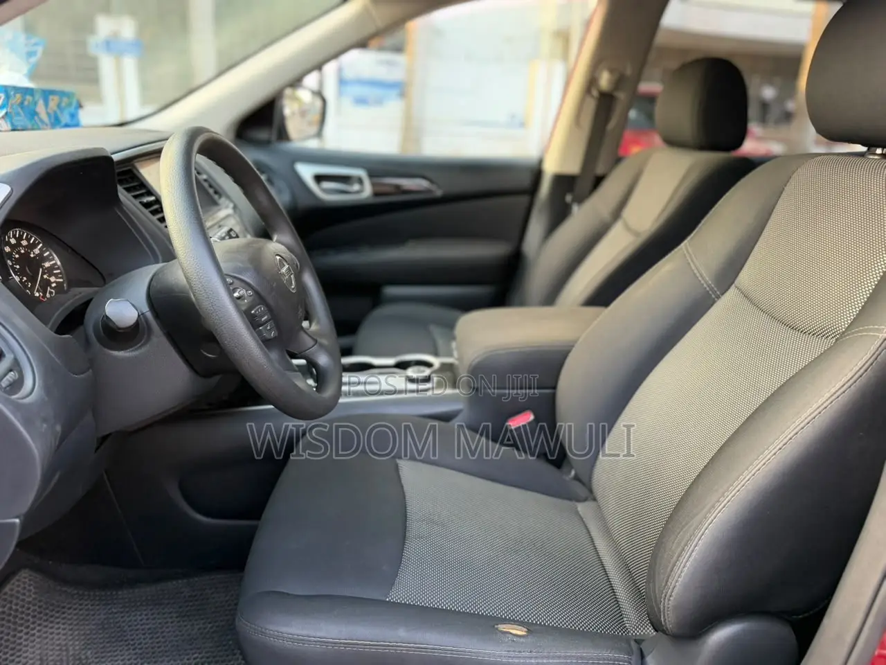 Nissan Pathfinder 2018 Red