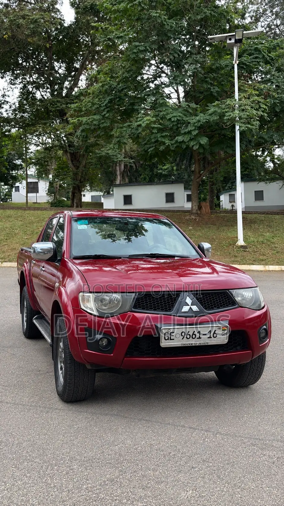 Mitsubishi L200 Double Cab 2.5 180hp 4WD 2015 Red